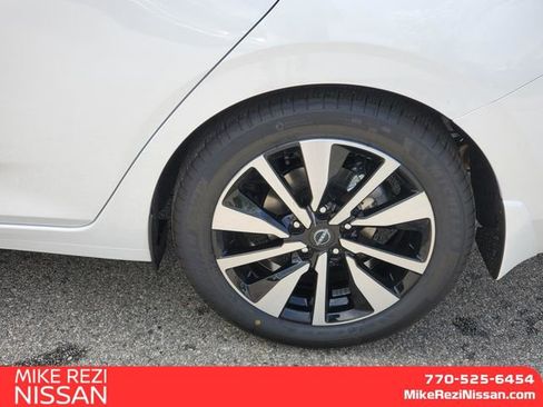 New 2025 Nissan Sentra SV w/ SV Premium Package image 7