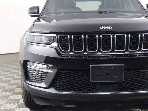 Used 2024 Jeep Grand Cherokee Limited image 14