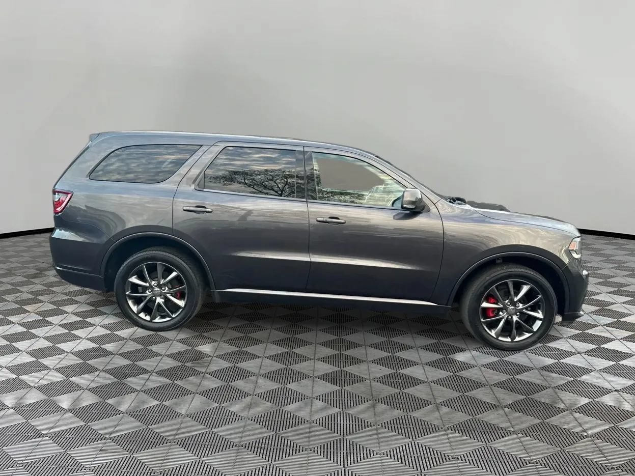 Used 2017 Dodge Durango GT AWD/4WD image 4