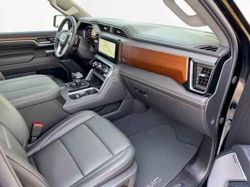 Used 2026 GMC Sierra 1500 Denali AWD/4WD image 30