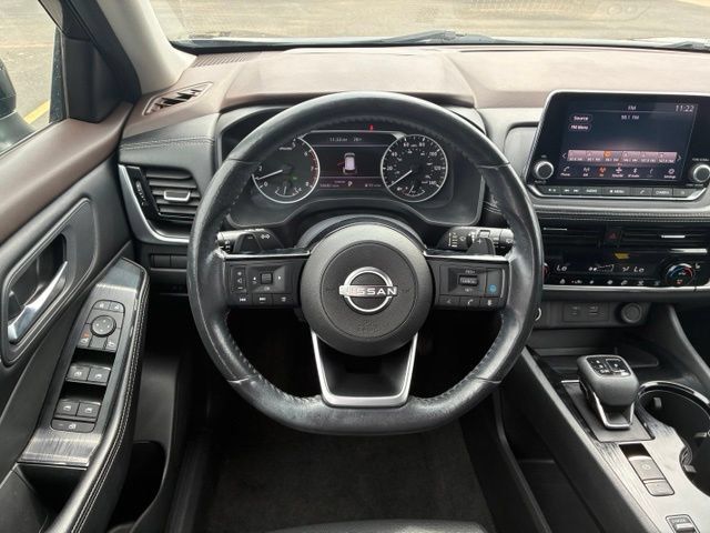 Certified 2022 Nissan Rogue SV w/ SV Premium Package FWD image 15