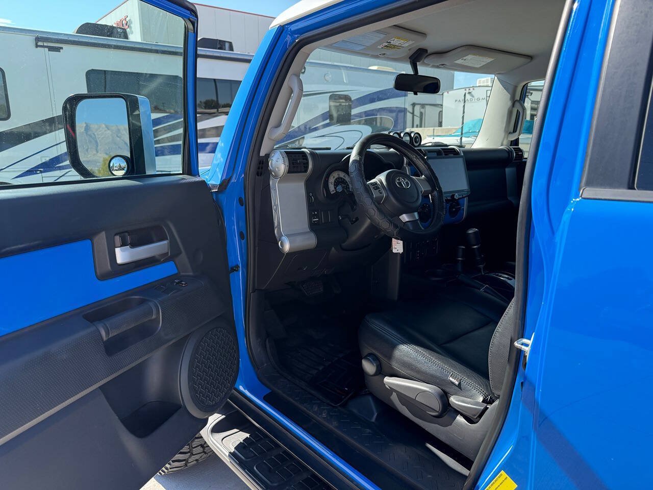 Used 2008 Toyota FJ Cruiser 4WD image 19