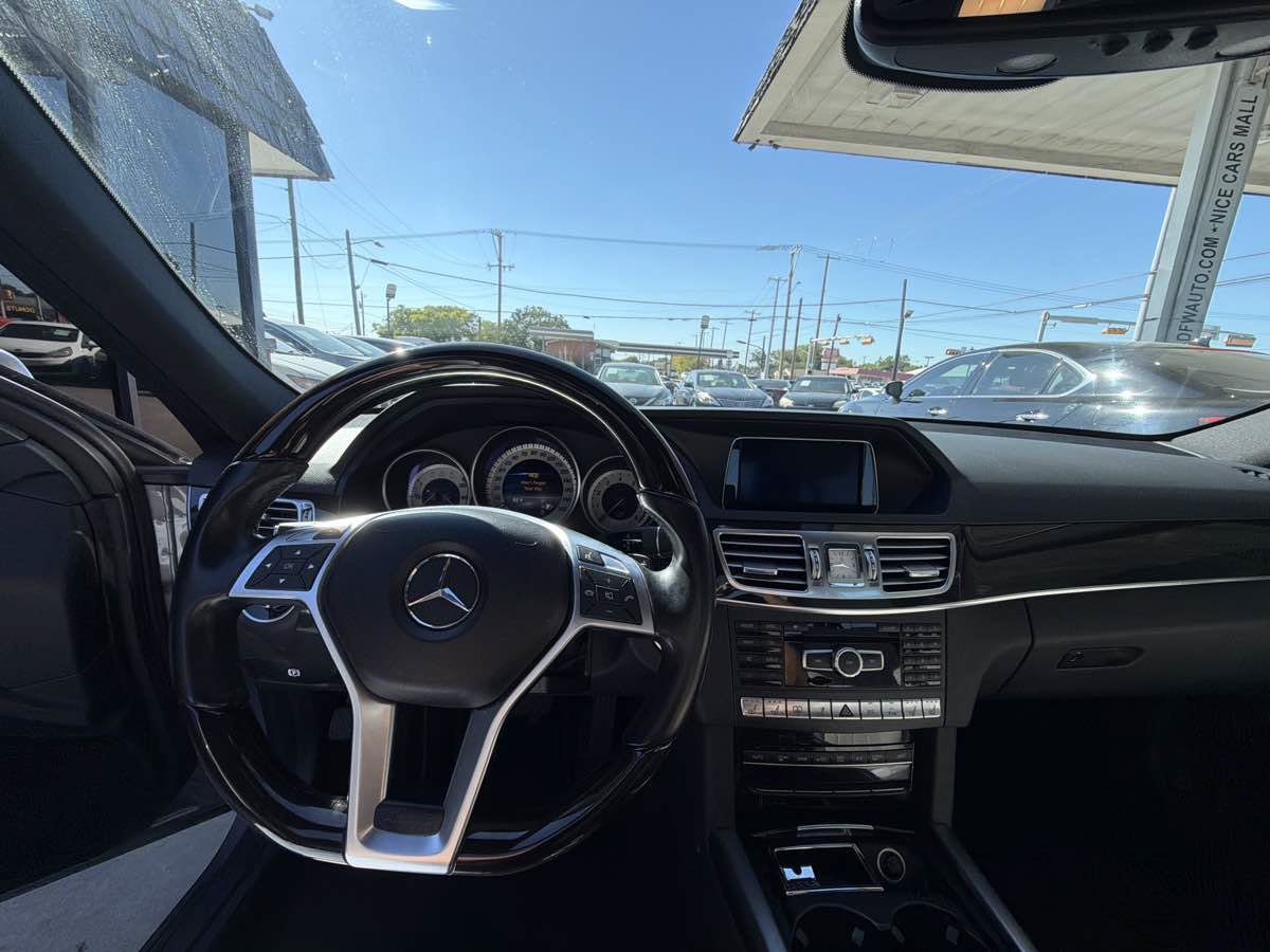 Used 2014 Mercedes-Benz E 550 4MATIC Sedan w/ Premium 1 Package image 5