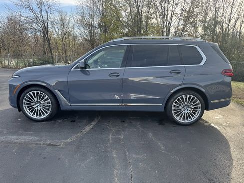 New 2026 BMW X7 xDrive40i w/ Executive Package image 2