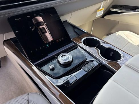 New 2026 Cadillac Escalade ESV Platinum Sport w/ LPO, Floor Liner Package AWD/4WD image 26