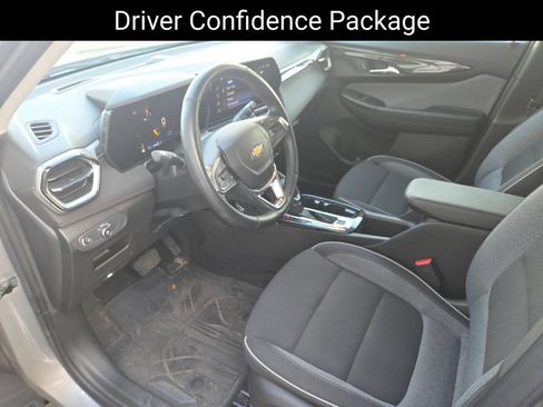 Used 2024 Chevrolet TrailBlazer LT w/ Convenience Package AWD/4WD image 16