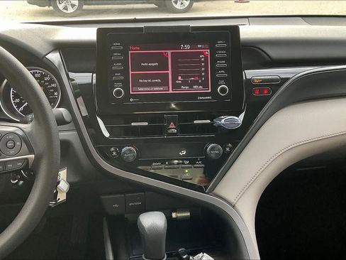 Used 2023 Toyota Camry LE image 7