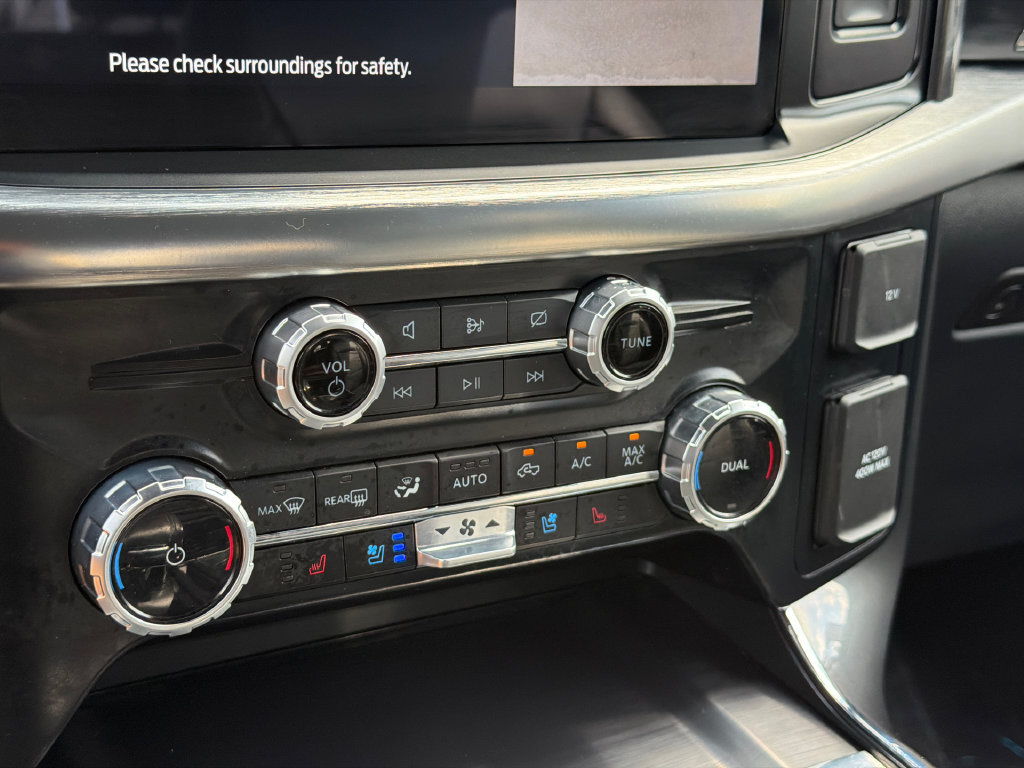 Used 2023 Ford F150 Lariat AWD/4WD image 30