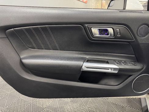 Used 2019 Ford Mustang Premium image 46