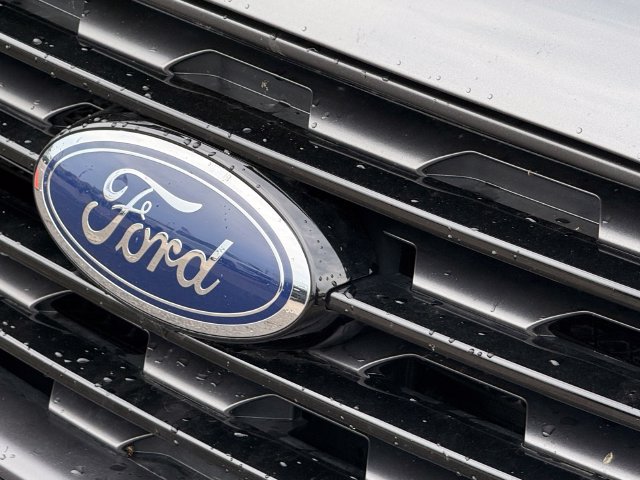 Certified 2024 Ford Edge SEL w/ Sport Appearance Package AWD/4WD image 24