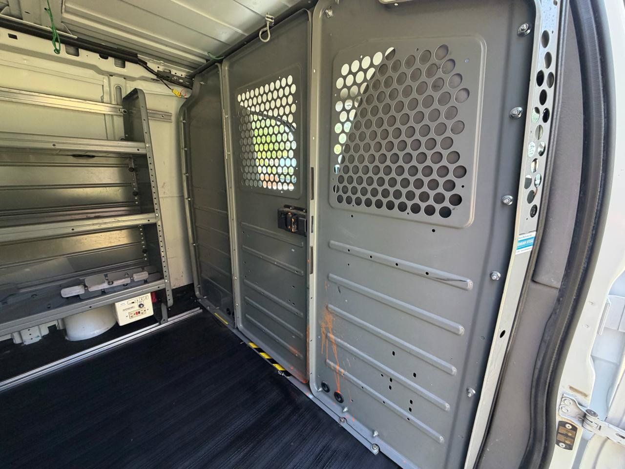 Used 2013 Chevrolet Express 1500 AWD image 17