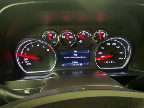 Used 2021 Chevrolet Silverado 1500 LTZ w/ Z71 Off-Road Package AWD/4WD image 11