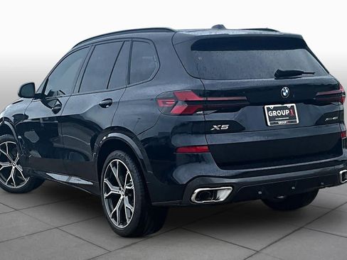 Used 2026 BMW X5 xDrive40i w/ M Sport Package AWD/4WD image 11