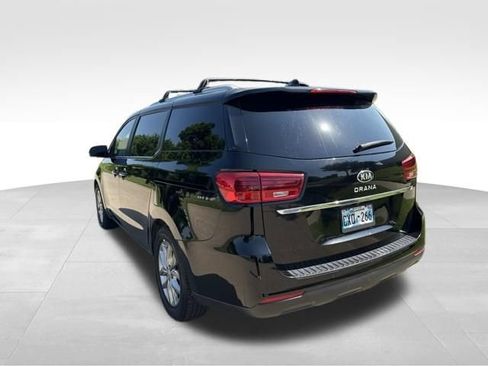 Used 2020 Kia Sedona EX FWD image 5