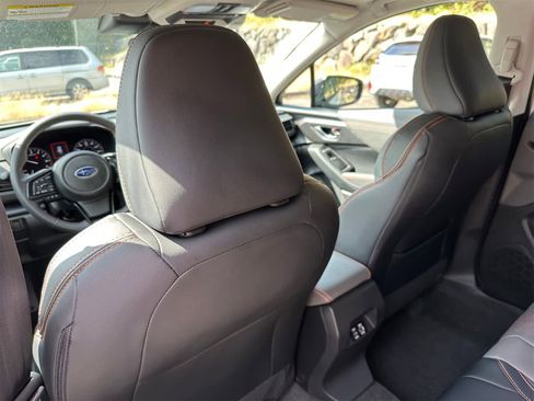 New 2025 Subaru Crosstrek 2.5i Limited w/ Crosstrek Mirror Package image 9