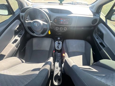 Used 2016 Toyota Yaris L FWD image 22