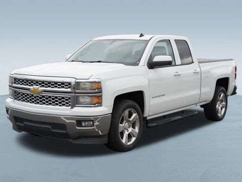Used 2014 Chevrolet Silverado 1500 LT w/ LT Convenience Package image 3