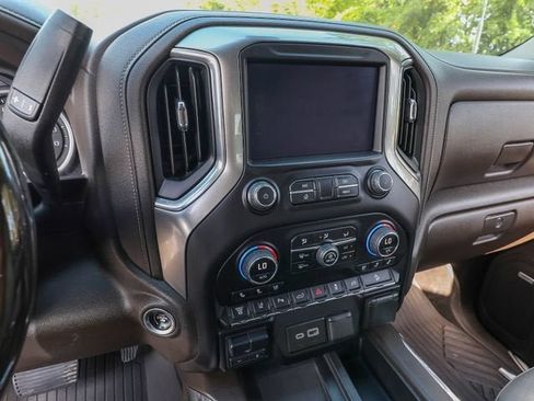 Used 2023 Chevrolet Silverado 2500 LTZ AWD/4WD image 19