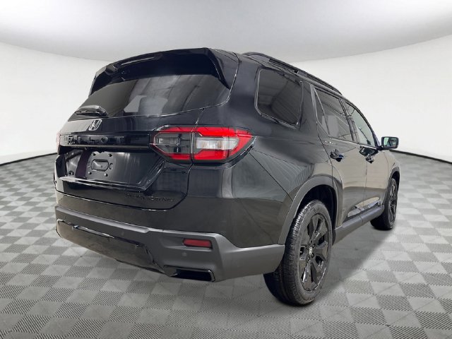 New 2026 Honda Pilot Black Edition image 6