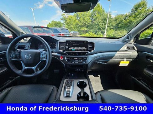 Certified 2025 Honda Ridgeline RTL image 11