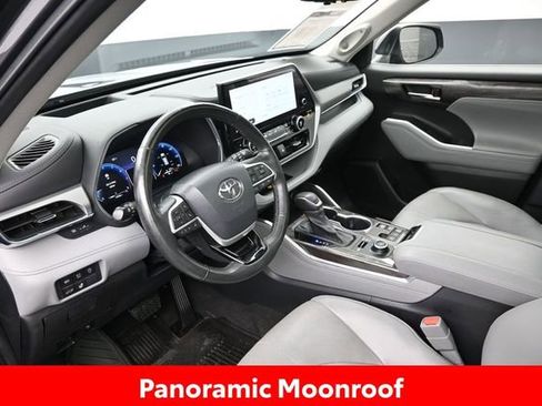 Used 2023 Toyota Highlander Platinum AWD/4WD image 13