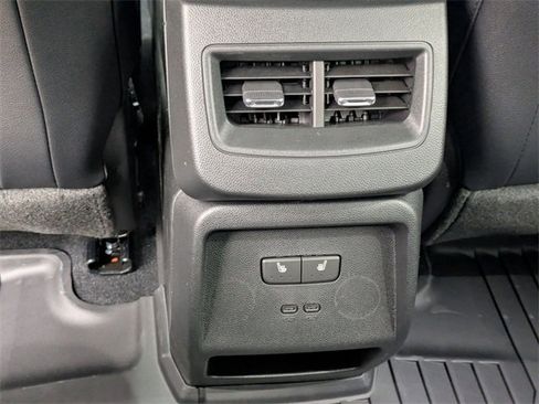 New 2026 Chevrolet Equinox EV RS image 30