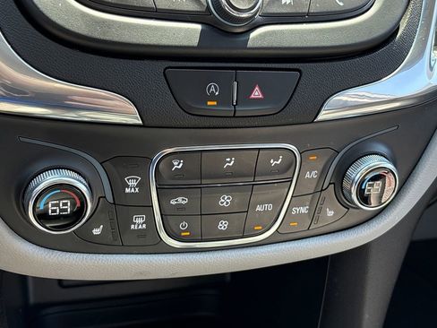 Certified 2023 Chevrolet Equinox LT image 17