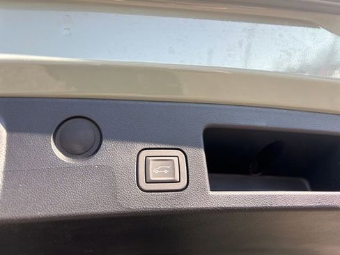 New 2026 Chevrolet Equinox LT w/ Convenience Package II image 31