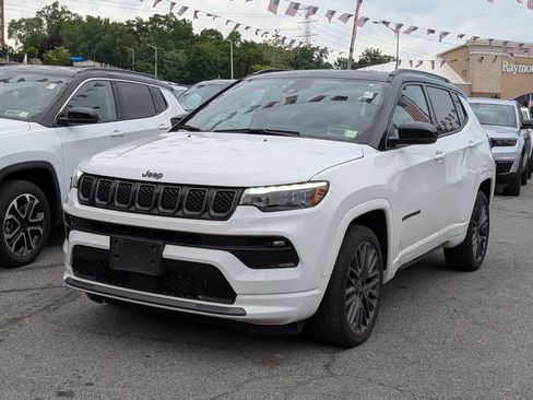 Used 2023 Jeep Compass High Altitude AWD/4WD image 2