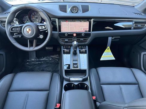 New 2026 Porsche Macan AWD/4WD image 14