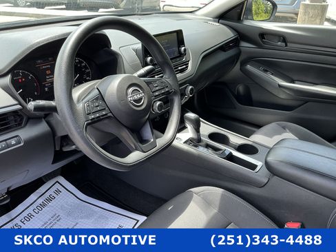 Used 2024 Nissan Altima 2.5 S FWD image 20