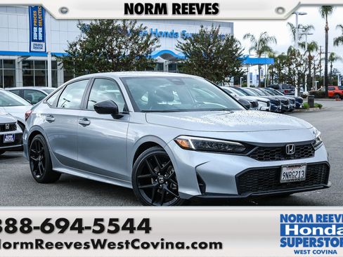 Used 2025 Honda Civic Sport image 1