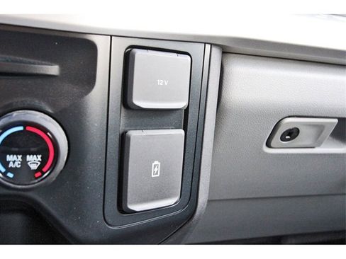 Used 2023 Ford F250 XL image 27