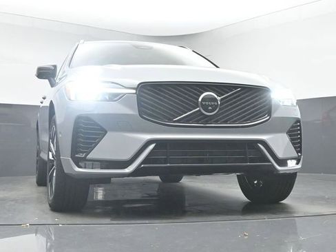 New 2026 Volvo XC60 B5 Plus w/ Protection Package Premier image 38
