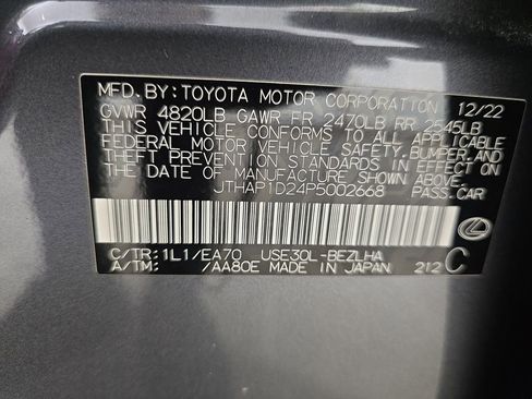 Used 2023 Lexus IS 500 w/ Accessory Package 2 image 33