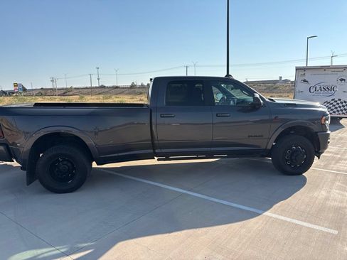 Used 2022 RAM 3500 Limited AWD/4WD image 19