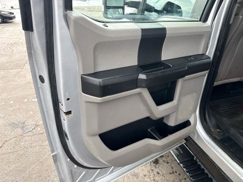 Used 2019 Ford F450 XL w/ Power Equipment Group image 18