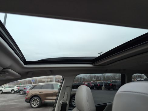 Used 2022 Subaru Forester Limited image 39