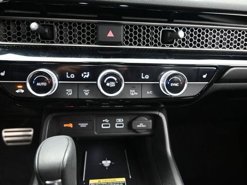 Used 2024 Honda Civic Sport Touring image 15