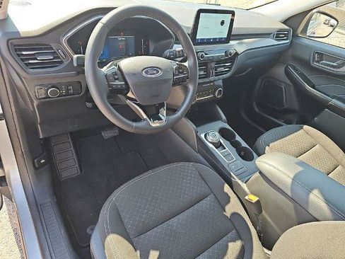 Certified 2024 Ford Escape Active w/ Cold Weather Package FWD image 16