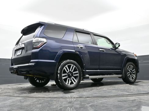 Used 2014 Toyota 4Runner Limited image 43