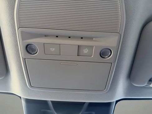 New 2026 Nissan Sentra SV w/ SV Convenience Package FWD image 22