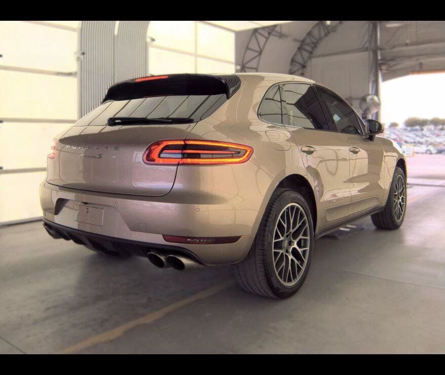 Used 2018 Porsche Macan S AWD/4WD image 9