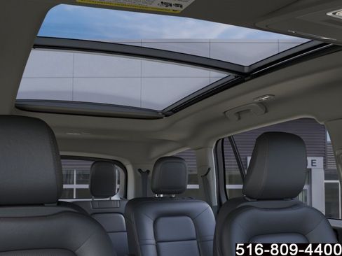 Used 2026 Lincoln Aviator AWD image 23
