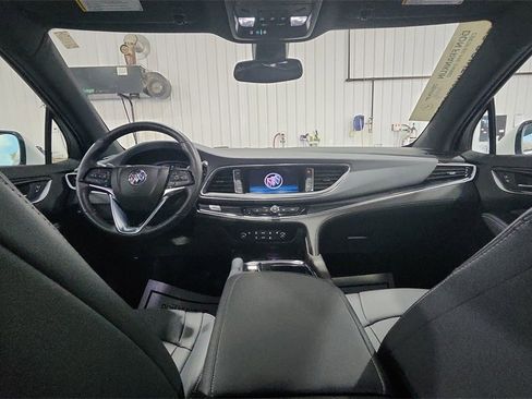 Used 2024 Buick Enclave Essence w/ Experience Buick Package image 10