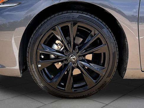Used 2024 Lexus ES 350 F Sport w/ Accessory Package (Z2) FWD image 11