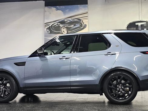 Used 2018 Land Rover Discovery HSE AWD/4WD image 18