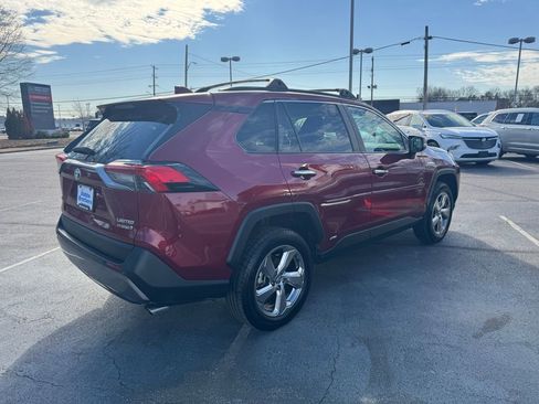 Used 2020 Toyota RAV4 Limited image 7