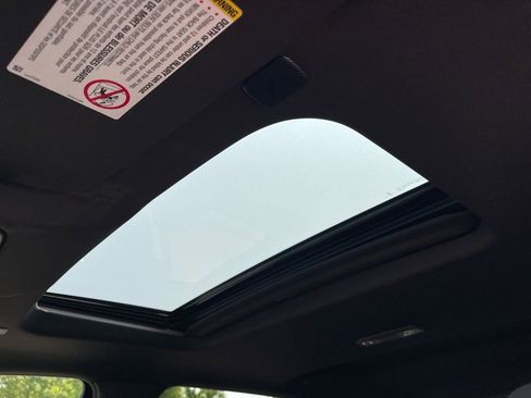 Used 2022 GMC Sierra 2500 AT4 w/ AT4 Premium Plus Package image 12