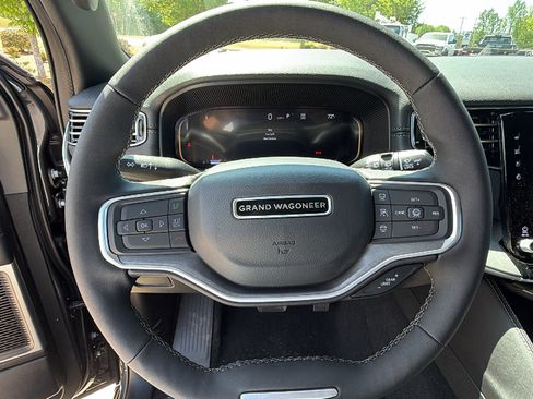 New 2026 Jeep Grand Wagoneer Limited AWD/4WD image 24